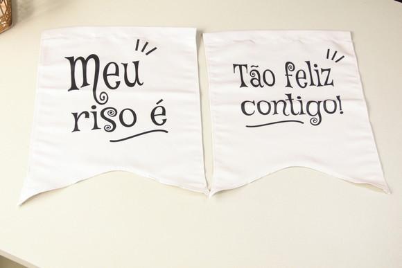 Placas para Cadeira dos Noivos em Tecido