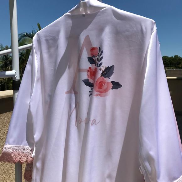 Robe floral estampado com renda