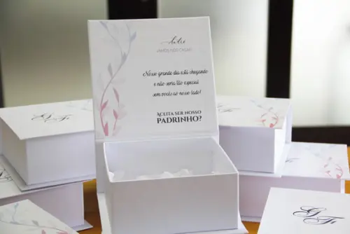 Caixa padrinhos