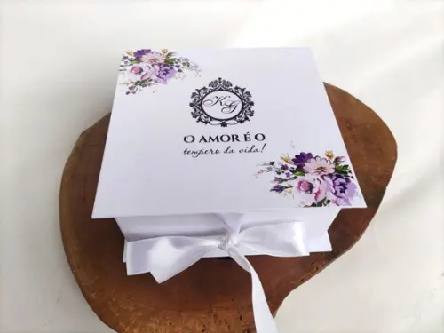Caixa Personalizada com Potinhos