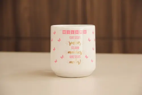 Caneca com alça de coração
