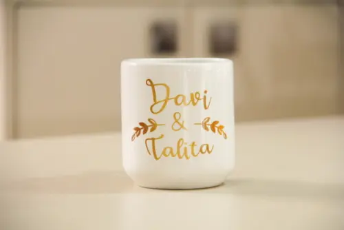 Caneca com Alça de Coração
