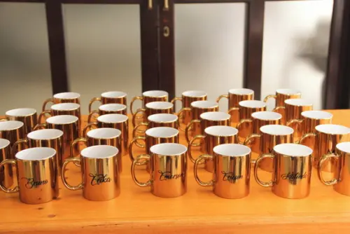 Caneca dourada