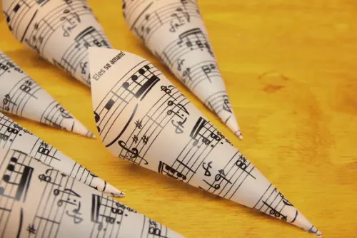 Cone para pétalas