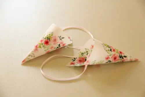Cone para pétalas