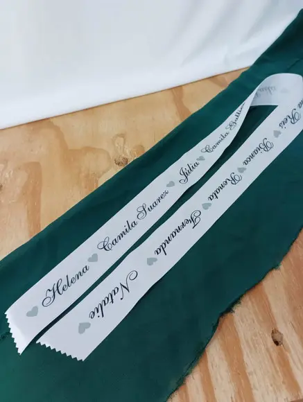 Fita Nomes para a Barra do Vestido de Noiva