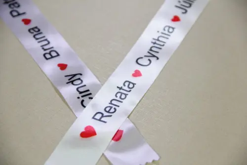 Fita Nomes para a Barra do Vestido de Noiva