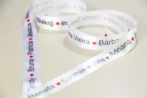 Fita Nomes para a Barra do Vestido de Noiva