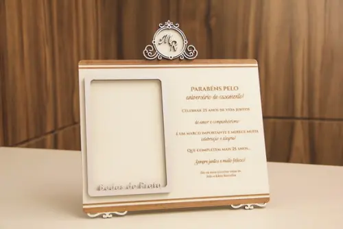 Placa de homenagem