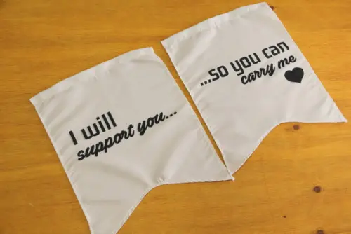 Placas para Cadeira dos Noivos em Tecido
