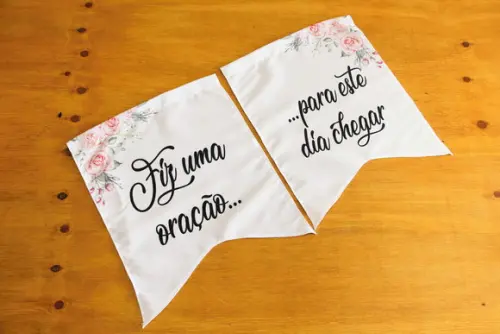 Placas para Cadeira dos Noivos em Tecido