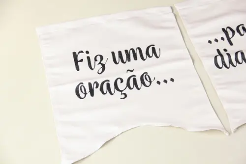 Placas para Cadeira dos Noivos em Tecido