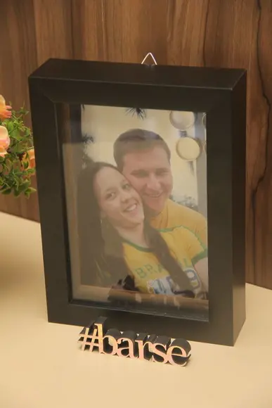 Quadro para alianças de namoro