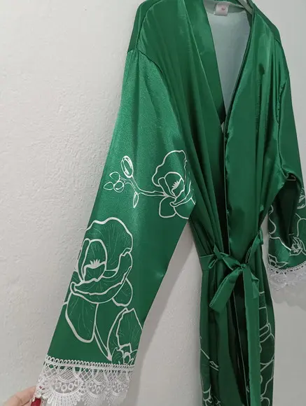 Robe Floral Estampado com Renda