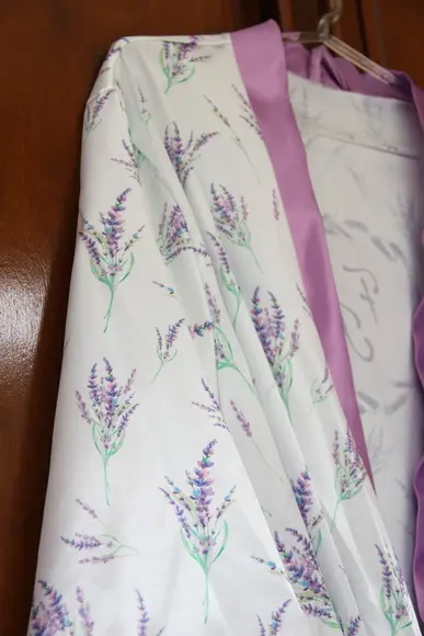 Robe floral estampado ultra violeta