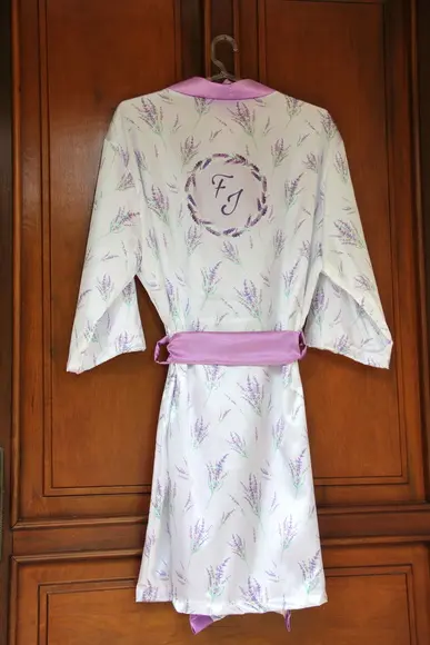 Robe floral estampado ultra violeta