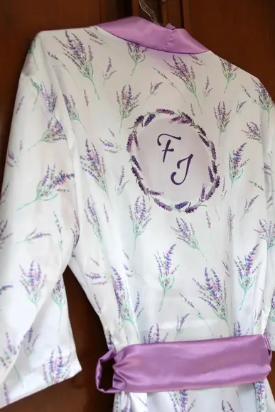 Robe floral estampado ultra violeta