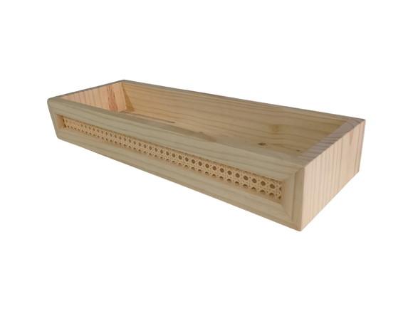 Prateleira Porta Decorações em Pinus com Palha Indiana