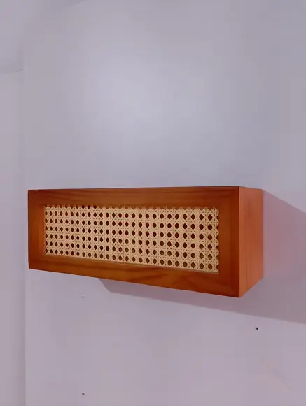 Prateleira Porta Decorações em Pinus com Palha Indiana