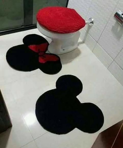 2 Jogos deTapetes Frufru Minnie e Mickey Antiderrapante