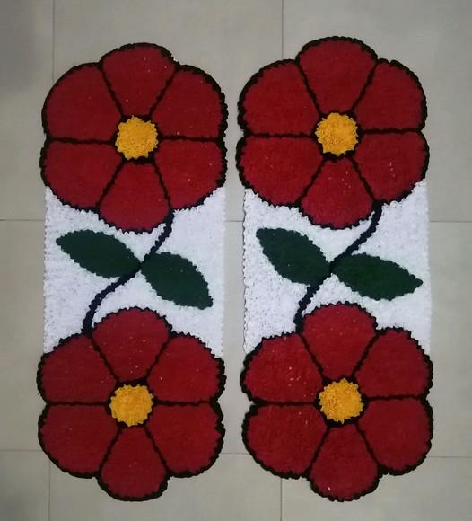 2 Passadeiras de Frufru para Quarto Flor 1m Antiderrapante