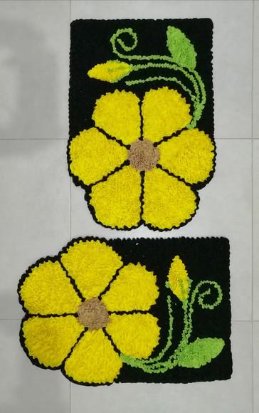 2 Tapetes Frufru Flor Amarela Antiderrapante