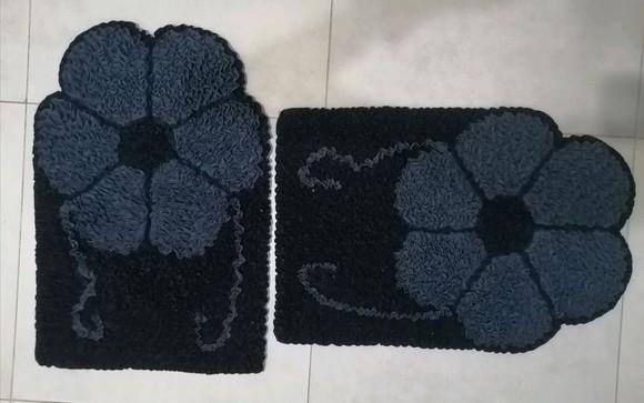 2 Tapetes Frufru Flor Grafite Antiderrapante