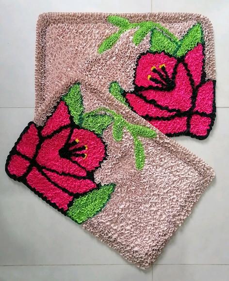 2 Tapetes Frufru Flor Rosa Pink Antiderrapante