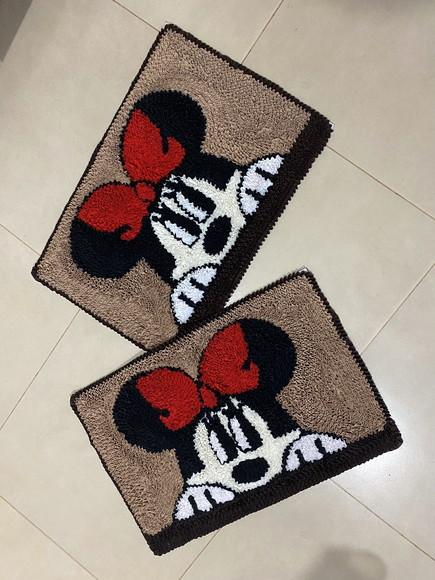 2 Tapetes Frufru Minnie Antiderrapante