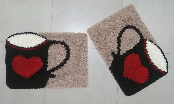 2 Tapetes Frufru Xícara Antiderrapante