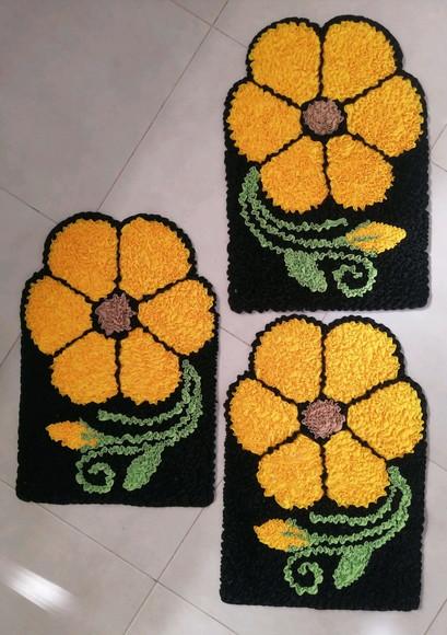 3 Tapetes Frufru Flor Amarela Antiderrapante