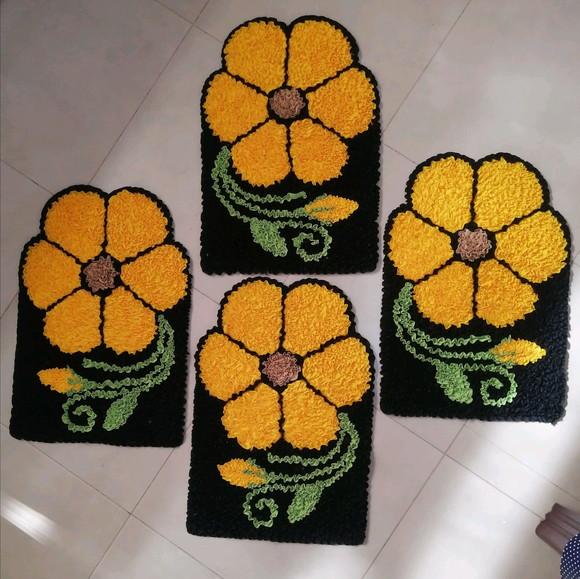 4 Tapetes Frufru Flor Amarela Antiderrapante