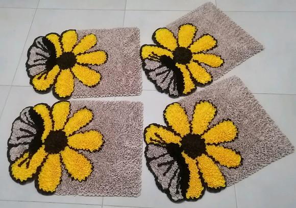 4 Tapetes Frufru Flor Amarela Antiderrapante