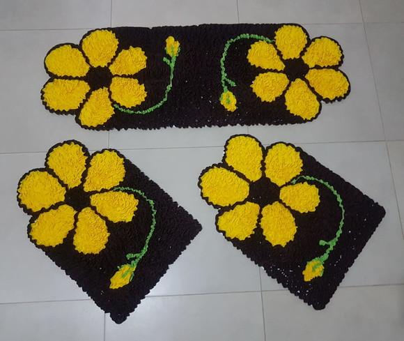 Jogo Cozinha Flor Amarela em Frufru Antiderrapante