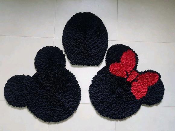 Jogo de Banheiro de Mickey/Minnie Frufru com antiderrapante