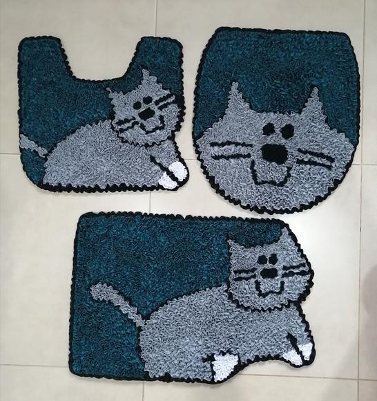 Jogo de Banheiro de Gato em Frufru Antiderrapante