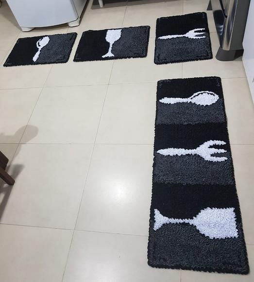 Jogo de Cozinha Talheres em Frufru Antiderrapante