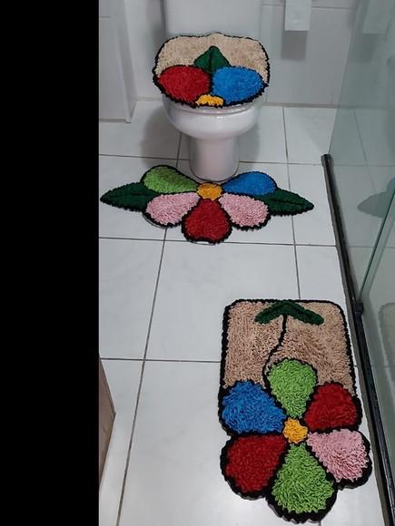 Jogo de Tapetes Frufru Flor Colorida Antiderrapante