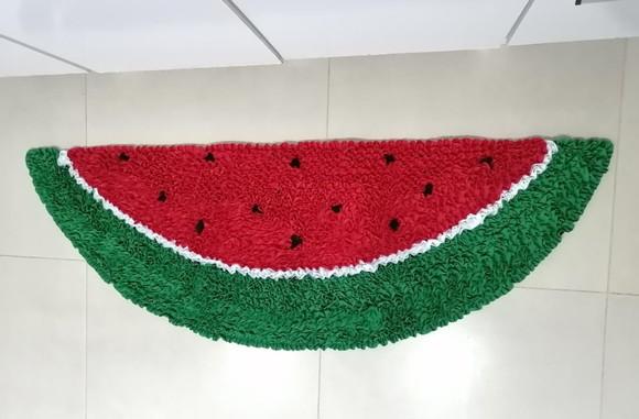 Passadeira de Melancia em Frufru Antiderrapante