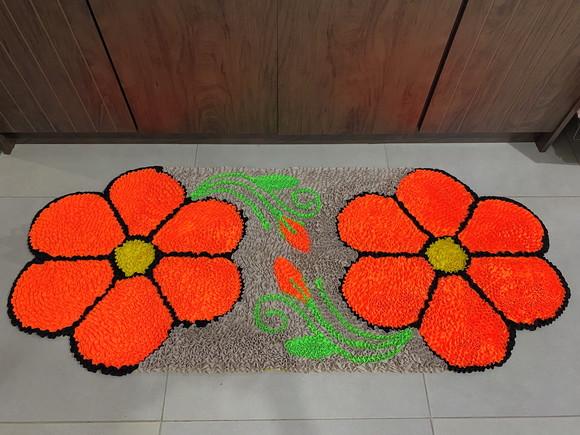 Passadeira Frufru 1m30cm x 55cm Antiderrapante