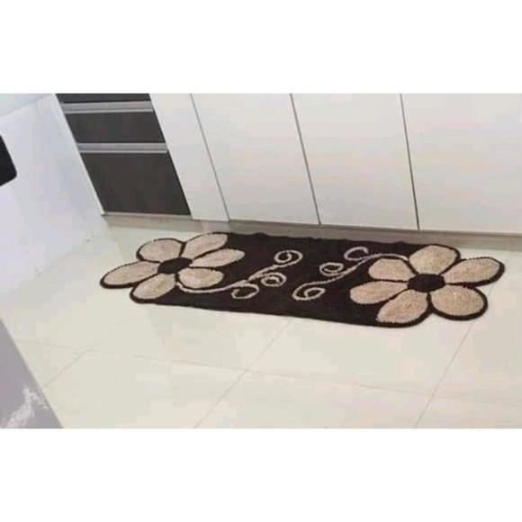 Passadeira Frufru Flor Bege 1m50cm x 60cm Antiderrapante