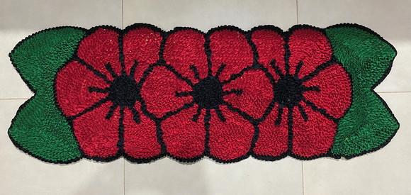 Passadeira Frufru Flor Vermelha 1m20cm Antiderrapante