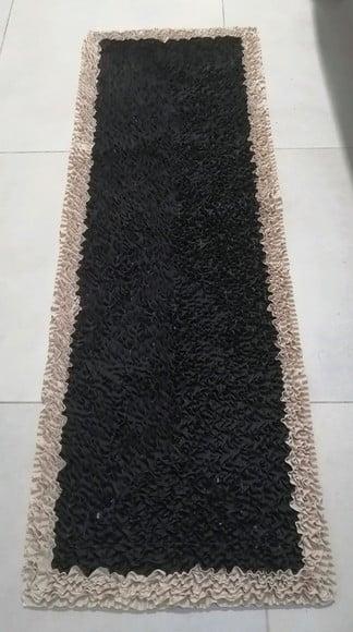 Passadeira Frufru Marrom e Bege 1m20cm Antiderrapante