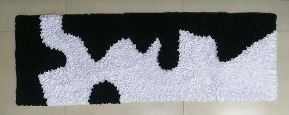 Passadeira Frufru Vaquinha 1m20cm x 40cm Antiderrapante