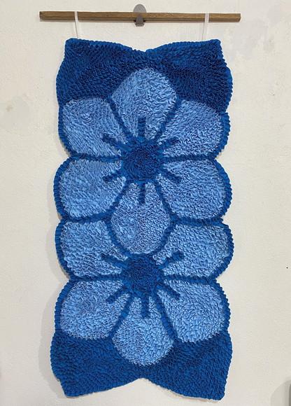 Tapeçaria de Parede Frufru Flor Azul