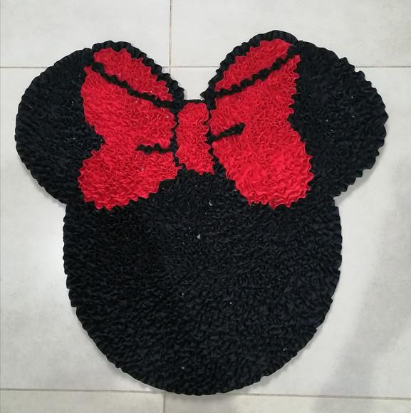 Tapete da Minnie em Frufru Antiderrapante