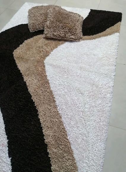 Tapete Frufru 1m80cm x 1m20cm / 2 Capas Almofada Antider.
