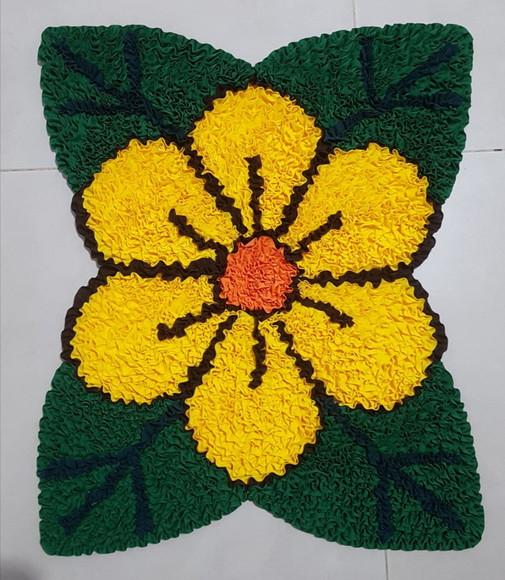 Tapete Frufru Flor Amarela Antiderrapante