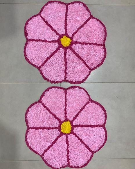 Tapete Frufru Flor Rosa Claro 60cm Antiderrapante