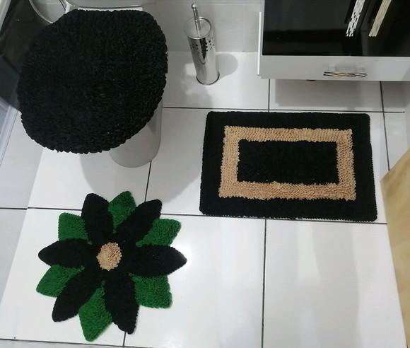 Tapetes Frufru Banheiro Bege/Verde/Preto Antiderrapante